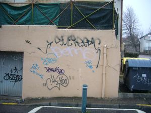 tags rue de la Rotonde 2013