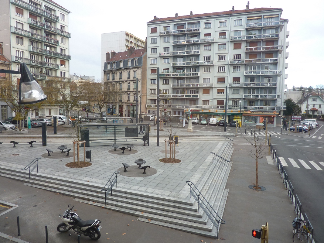 place Flore en décembre 2014