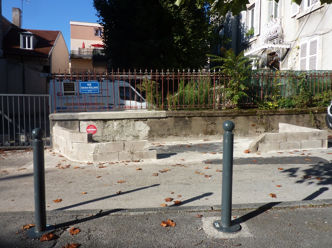 muret rue général Rolland