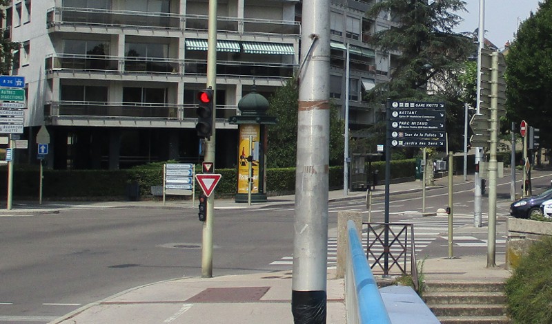 Pont Schwint signalisation piétons