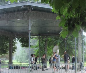 Exirium bras au kiosque de Micaud