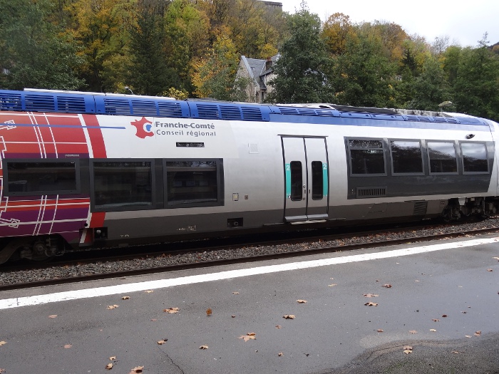 Besançon - Besançon - Vue générale et Gare de la Mouillère. [image fixe] , Besançon : J. Liard, Edit. Besançon