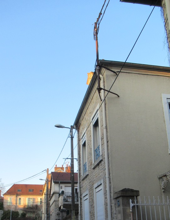 fils rue du Château rose