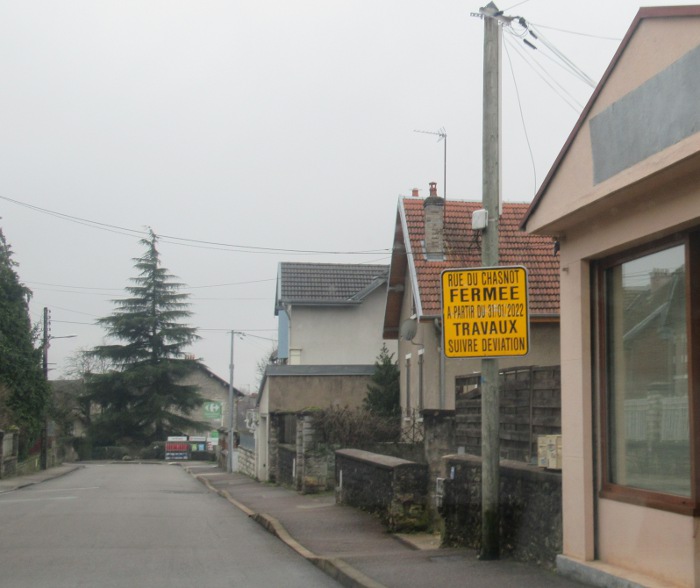rue du Chasnot fermée