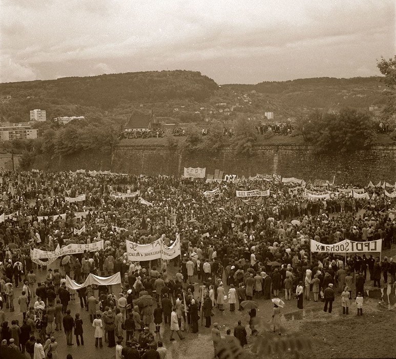 grande marche pour Lip Sept 73
