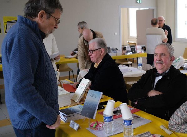 Jean Louis Couturet et Yves Germain à livre ouvert