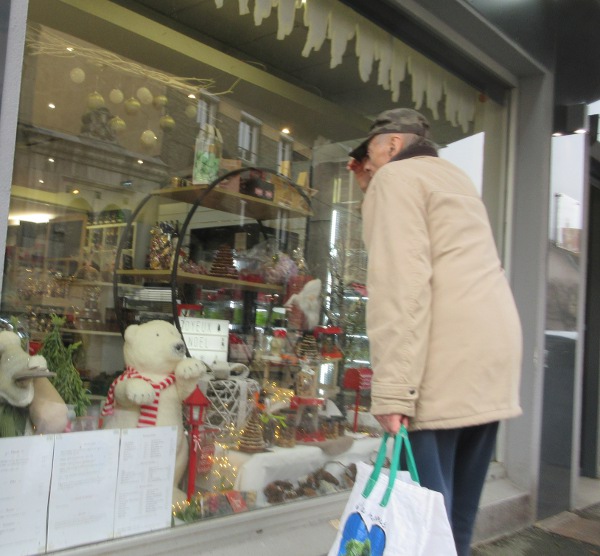 vitrine Grandvoinnet