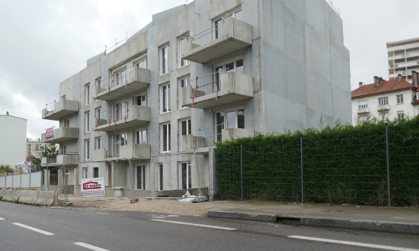 rue J Auriol décembre 24