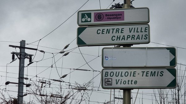 signalisation cycliste rue du Chasnot