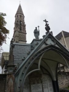 Cimetière des Chaprais St Bernard, église